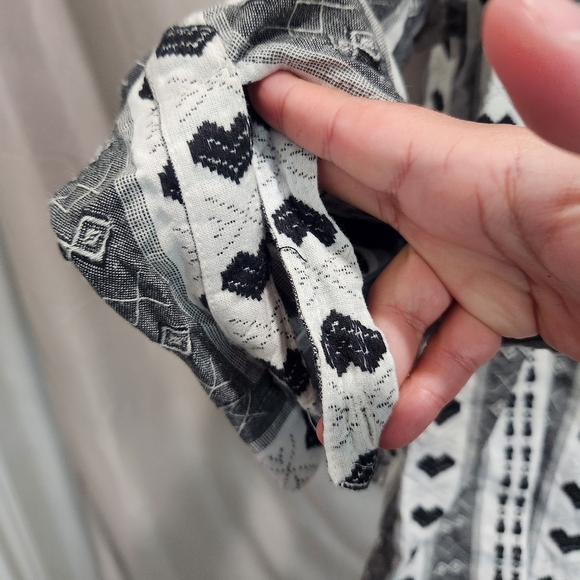 CST Blues Vintage 90s Whimsygoth Black Heart 100% Cotton Button Down Shirt - Picture 8 of 9